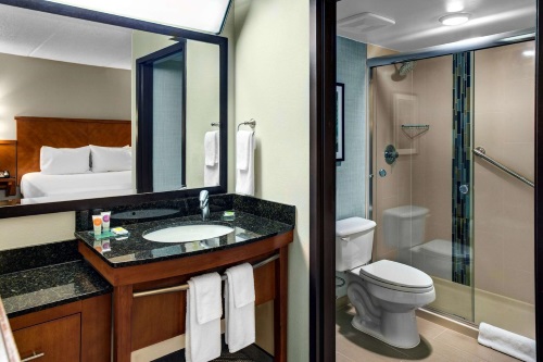 Hyatt Place Nashville Opryland badkamer